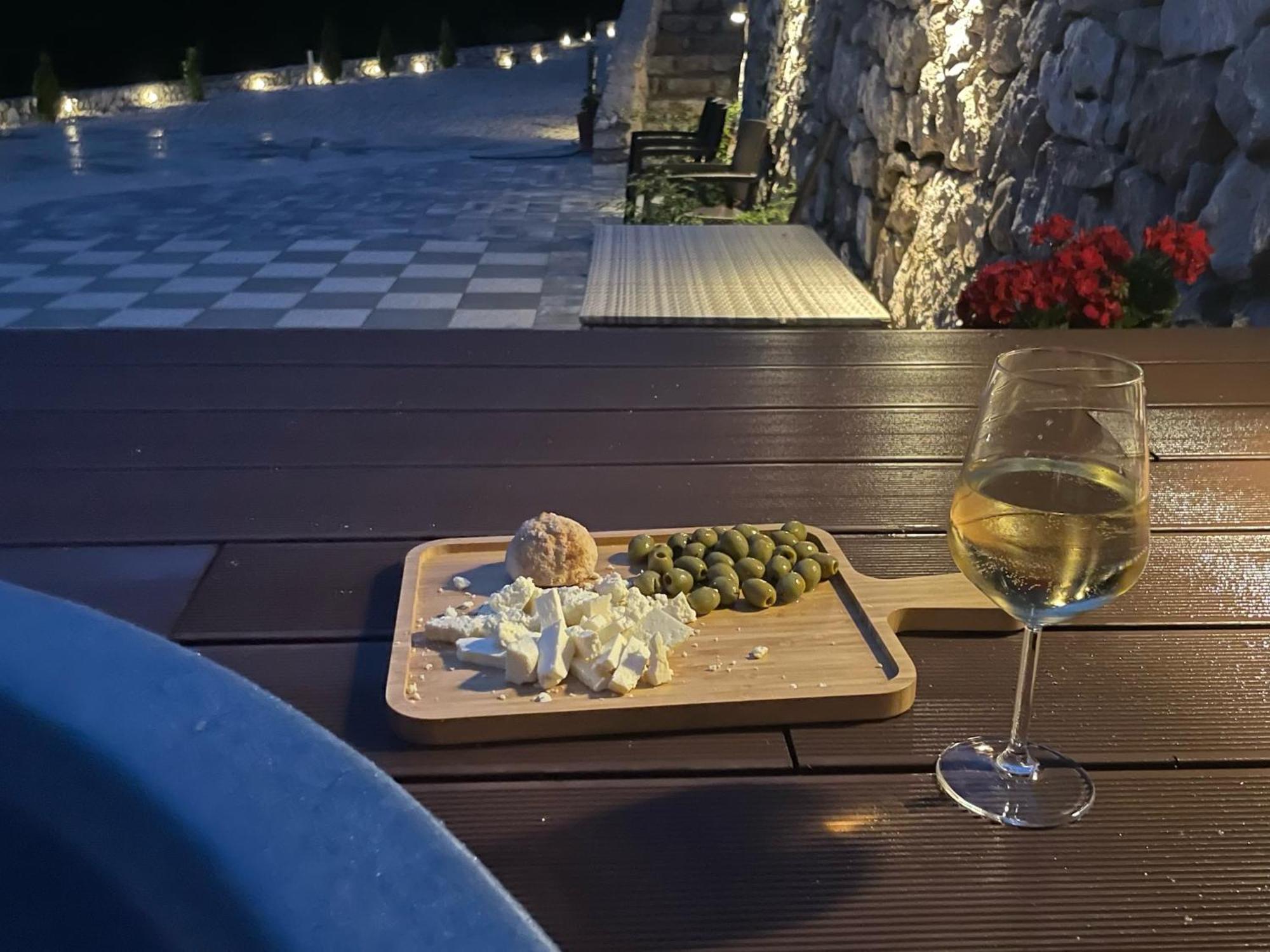 Josanica Bed&Breakfast Конич Екстериор снимка